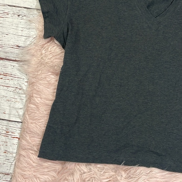Lululemon Side Tie V-Neck Oversized T-Shirt Heathered Black - Picture 11 of 13
